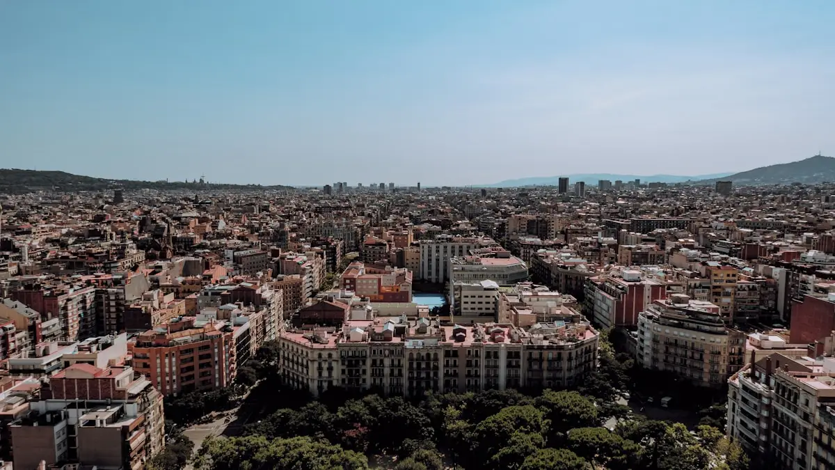 مدينة برشلونة وكنيسة ساغرادا فاميليا