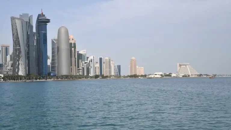 أفق الدوحة على الواجهة البحرية